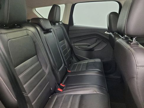 Used 2017 Ford Escape SE w/ SE Leather Comfort Package FWD image 19