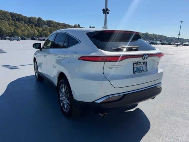 Certified 2022 Toyota Venza Limited w/ Advanced Technology Package AWD/4WD image 9