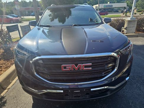 Used 2018 GMC Terrain SLT w/ Preferred Package FWD image 2