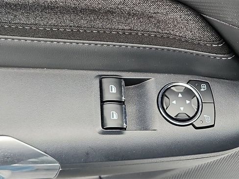 Used 2024 Ford Mustang Coupe image 17