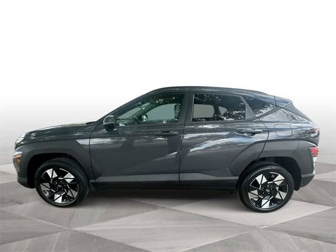 Used 2024 Hyundai Kona SEL image 5