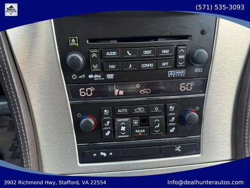 Used 2011 Cadillac Escalade ESV Platinum AWD/4WD image 27