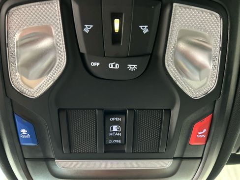 Used 2025 RAM 1500 Tradesman w/ Night Edition AWD/4WD image 7