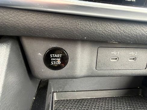 Used 2024 Nissan Rogue SV AWD/4WD image 13
