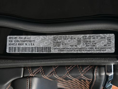 Used 2023 Jeep Grand Cherokee Summit AWD/4WD image 39