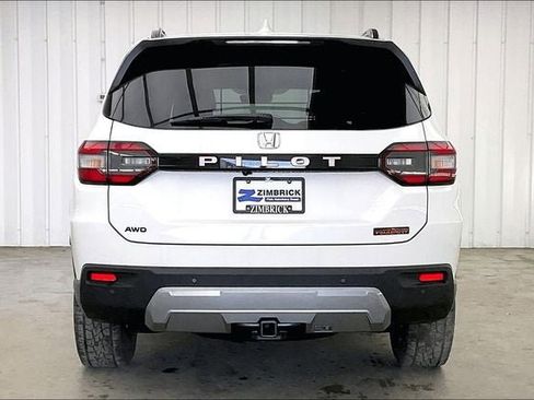 New 2026 Honda Pilot TrailSport image 4