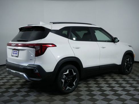 New 2026 Kia Seltos S image 10