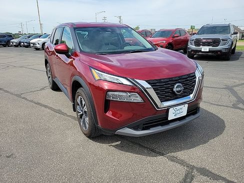 Used 2023 Nissan Rogue SV AWD/4WD image 3