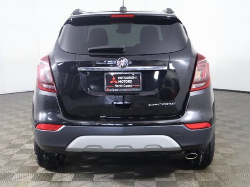 Used 2021 Buick Encore Preferred image 9