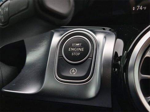 Certified 2021 Mercedes-Benz GLB 250 image 21