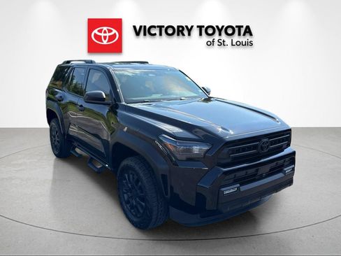 Used 2026 Toyota 4Runner SR5 AWD/4WD image 1