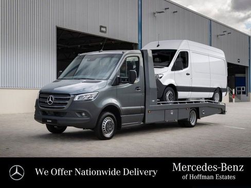 Used 2025 Mercedes-Benz Sprinter 144 Cargo image 2