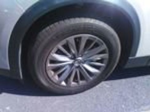 Used 2025 MAZDA CX-90 3.3 Turbo w/ Preferred Package image 12