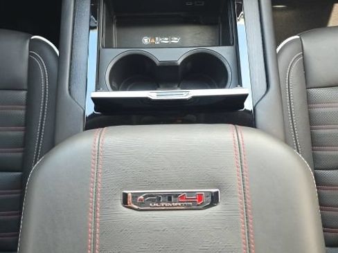 Used 2025 GMC Yukon XL AT4 Ultimate AWD/4WD image 44