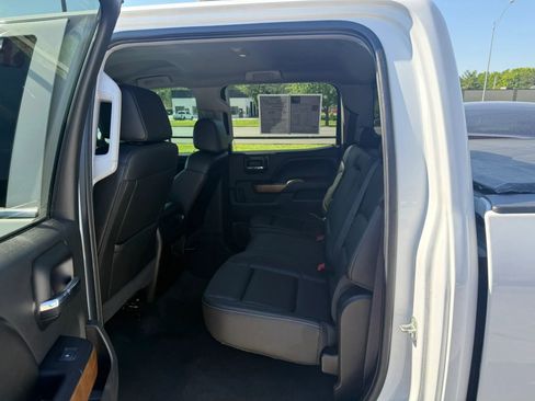 Used 2017 Chevrolet Silverado 1500 LTZ w/ Sport Package AWD/4WD image 9