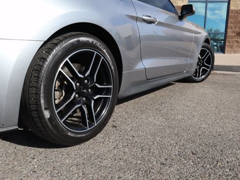 Used 2022 Ford Mustang Premium image 11