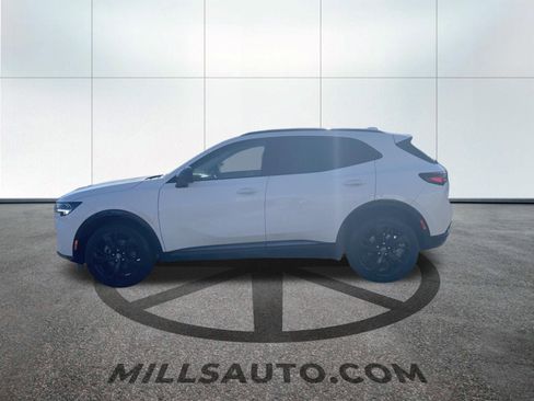 Certified 2022 Buick Envision Preferred AWD/4WD image 9