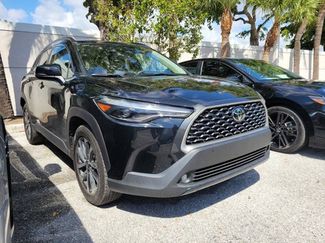 Used 2025 Toyota Corolla Cross XLE w/ Convenience Package video 1