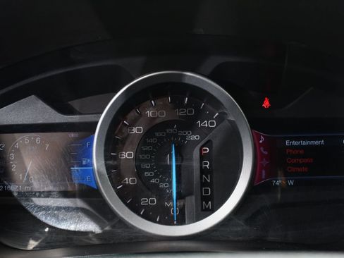 Used 2013 Ford Explorer XLT AWD/4WD image 26