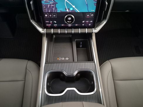 New 2026 GMC Acadia Elevation w/ Black Edition AWD/4WD image 13
