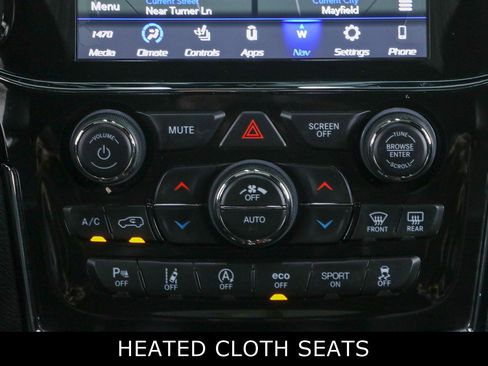 Used 2021 Jeep Grand Cherokee Laredo X RWD image 20