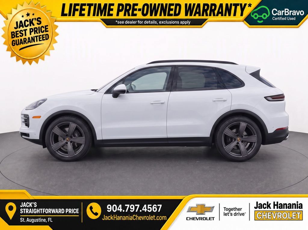 Used 2024 Porsche Cayenne AWD/4WD image 4
