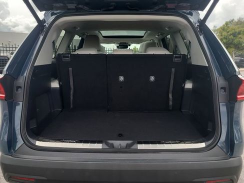 Used 2025 Toyota Grand Highlander FWD image 11