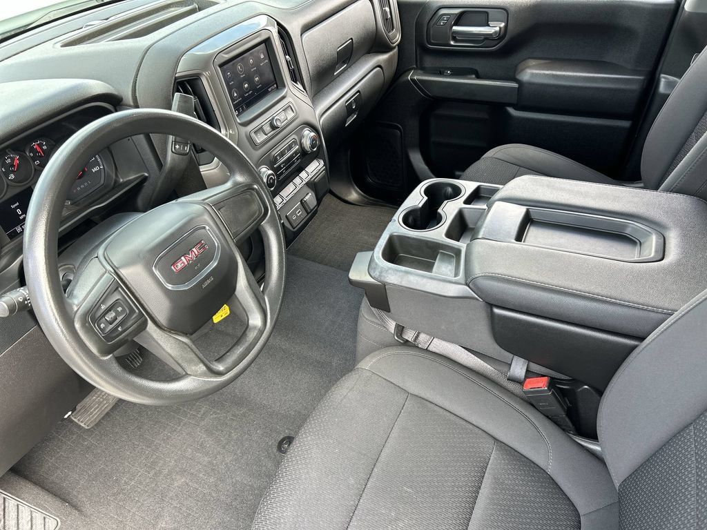 Used 2023 GMC Sierra 3500 Pro w/ Gooseneck/5TH Wheel Package AWD/4WD image 10