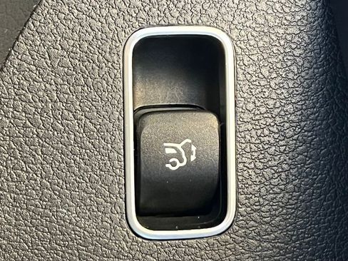 Certified 2022 Mercedes-Benz GLS 450 4MATIC image 43