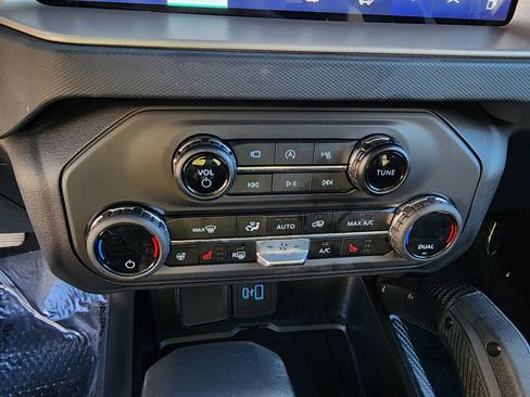 Used 2023 Ford Bronco Raptor image 23