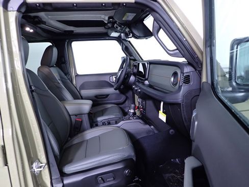 New 2026 Jeep Gladiator Mojave image 45