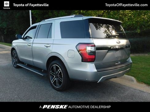 Used 2021 Ford Expedition Limited AWD/4WD image 3