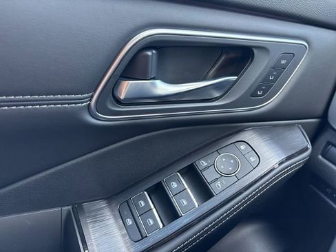 New 2026 Nissan Rogue Platinum w/ Platinum Premium Package image 14