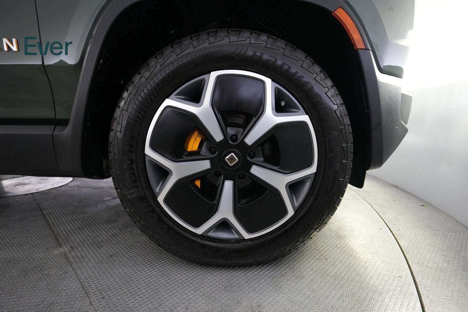 Used 2023 Rivian R1S Adventure Quad AWD/4WD image 20