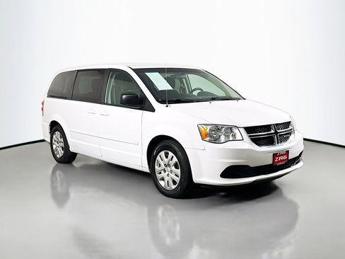 Used 2016 Dodge Grand Caravan SE w/ Quick Order Package 29E SE image 7