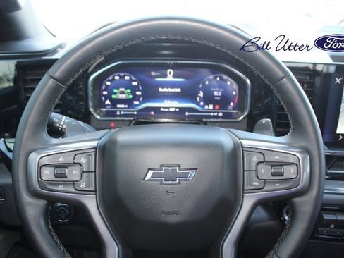 Used 2024 Chevrolet Silverado 1500 ZR2 w/ Technology Package AWD/4WD image 31
