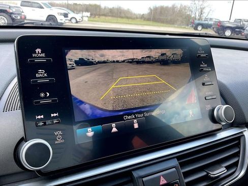 Used 2019 Honda Accord Sport image 13