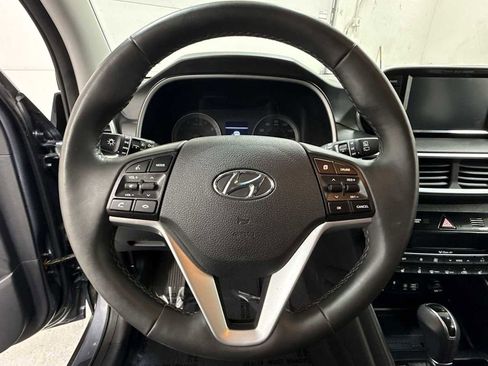 Used 2021 Hyundai Tucson Limited image 16