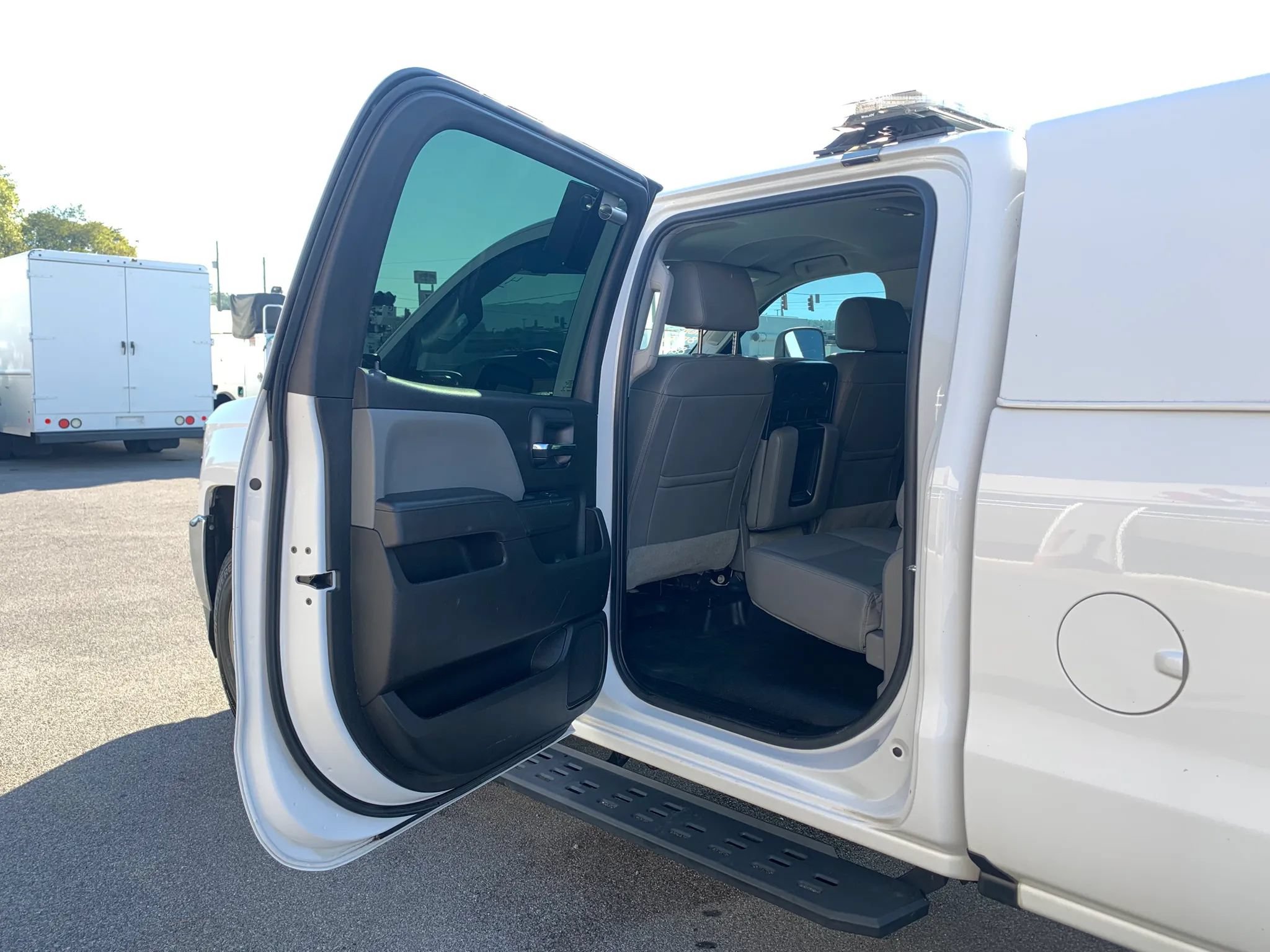 Used 2017 Chevrolet Silverado 3500 W/T AWD/4WD image 26