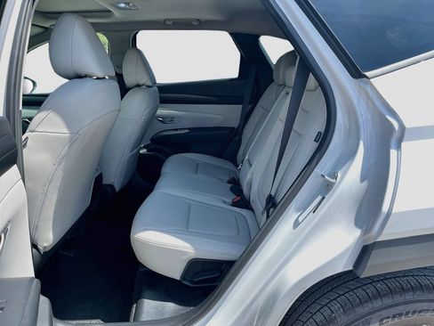 Used 2026 Hyundai Tucson SEL FWD image 25