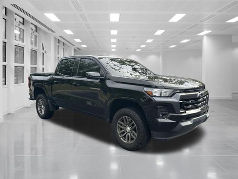 Used 2023 Chevrolet Colorado LT w/ LT Convenience Package II RWD image 3