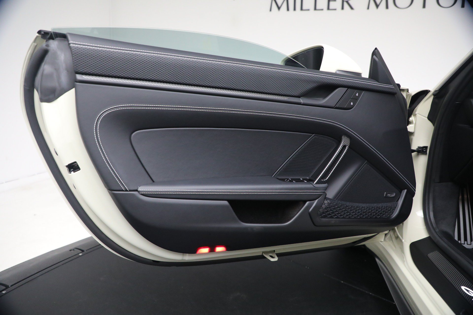 Used 2026 Porsche 911 GT3 RWD image 31