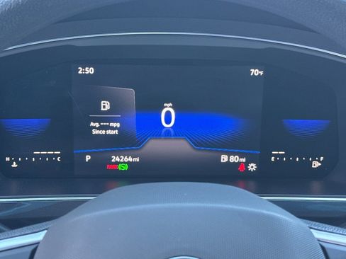 Used 2022 Volkswagen Tiguan S image 25