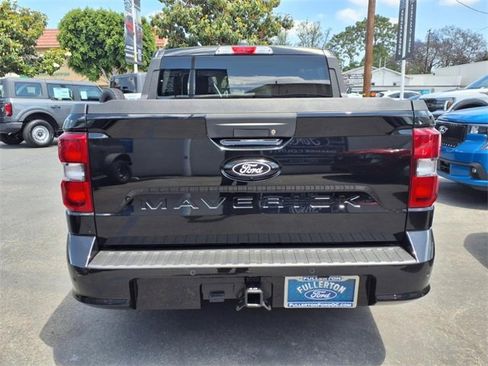 New 2025 Ford Maverick Lobo image 3