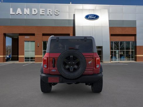 New 2025 Ford Bronco Big Bend w/ Black Diamond Package image 5