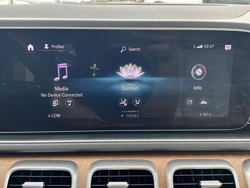 Used 2020 Mercedes-Benz GLE 450 GLE 450 4MATIC SUV image 25