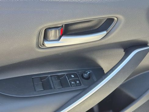 Used 2021 Toyota Corolla SE w/ SE Premium Package FWD image 24