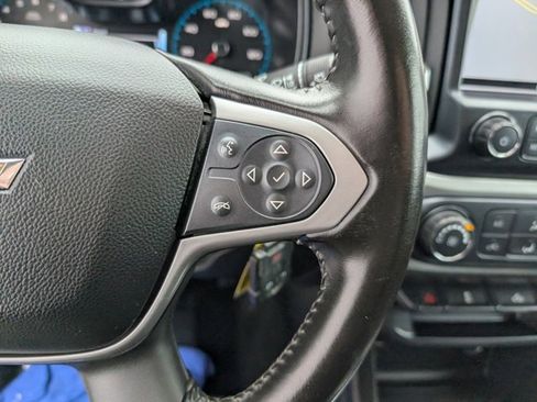 Used 2018 Chevrolet Colorado LT image 13