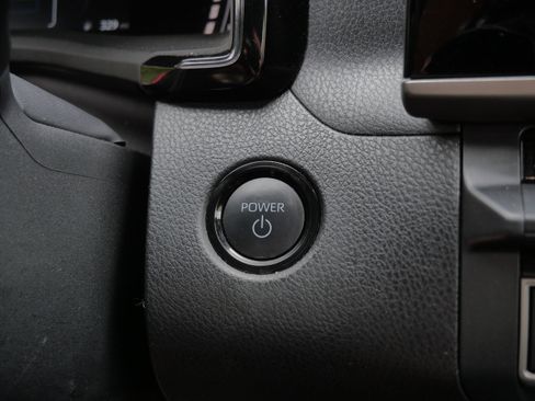 Certified 2025 Toyota Camry SE FWD image 30