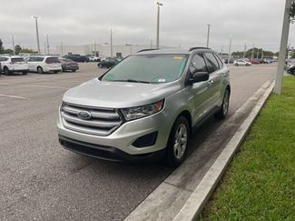 Used 2018 Ford Edge SE image 1